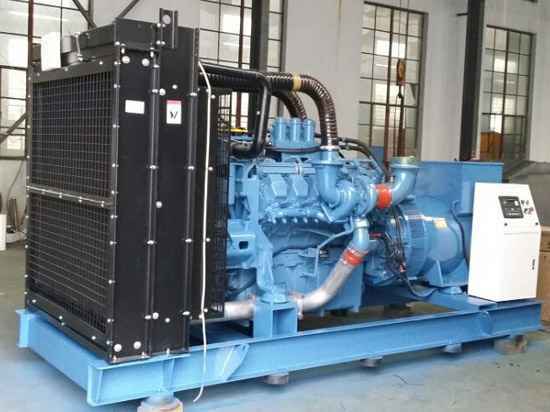 520KW奔驰发电机组 520KW奔驰发电机组